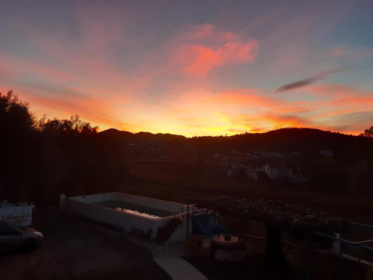 منزل الضيف Viñuela  في Cortijo El Puente المظهر الخارجي الصورة